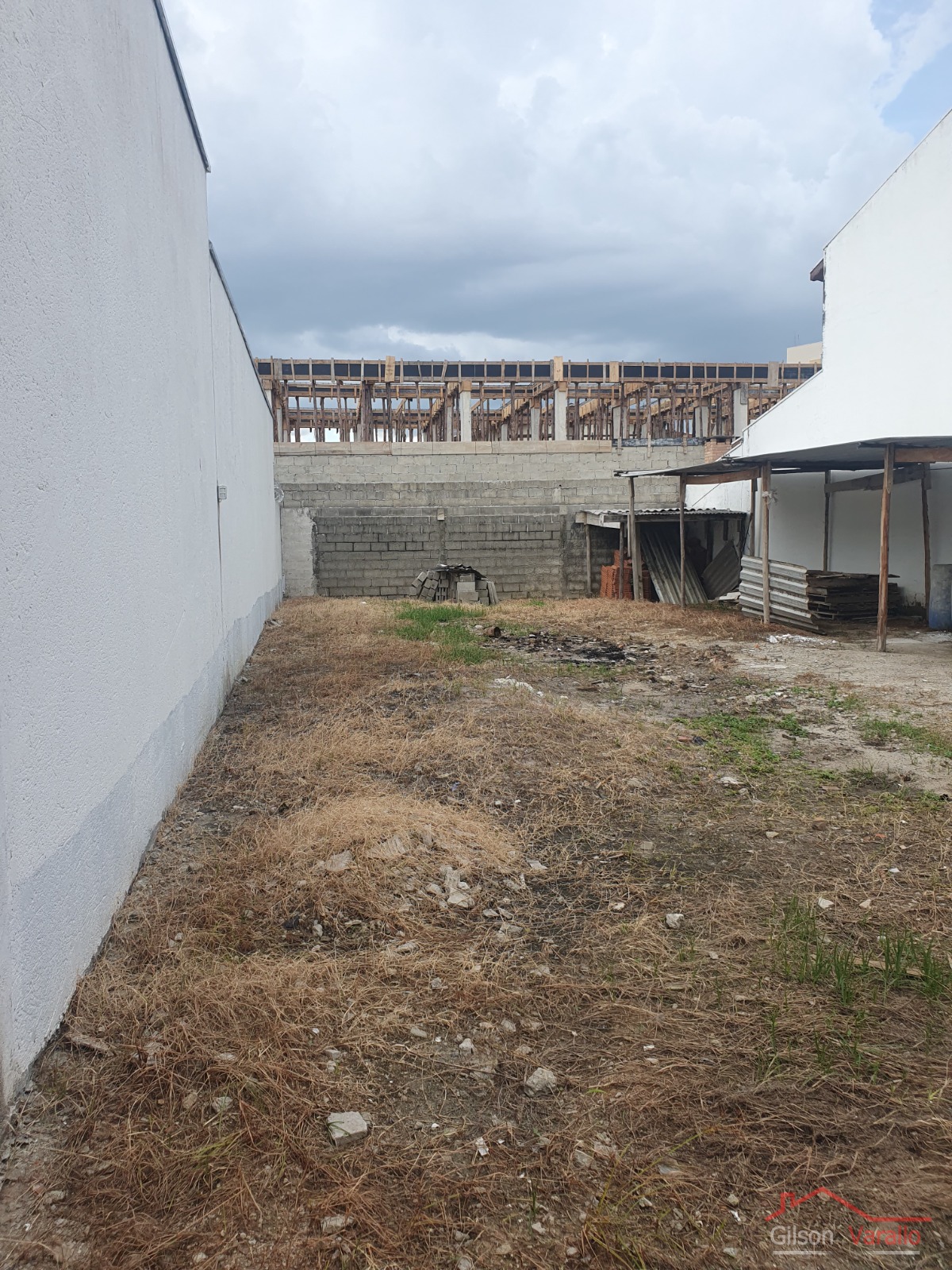Terreno à venda, 250m² - Foto 1